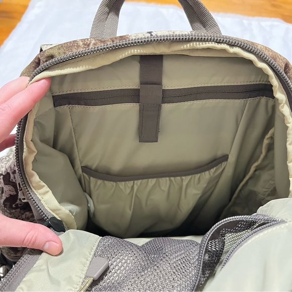 Cabela’s Bow & Rifle 2500 True Timber Strata backpack hunting - Picture 7 of 9